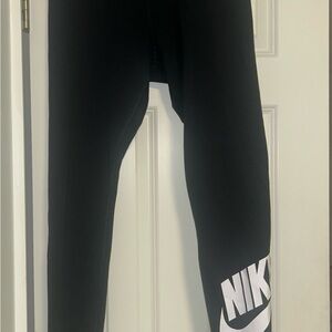 Nike Women’s Leggings with White Logo